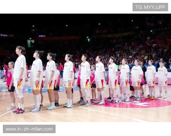 中国女篮的荣耀属于全体球迷，中国女篮的荣耀属于全体球迷吗