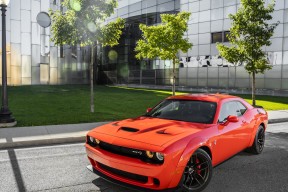 米兰体育APP-转会追踪姆巴佩动向引发多队关注，姆巴佩最新转会费被曝