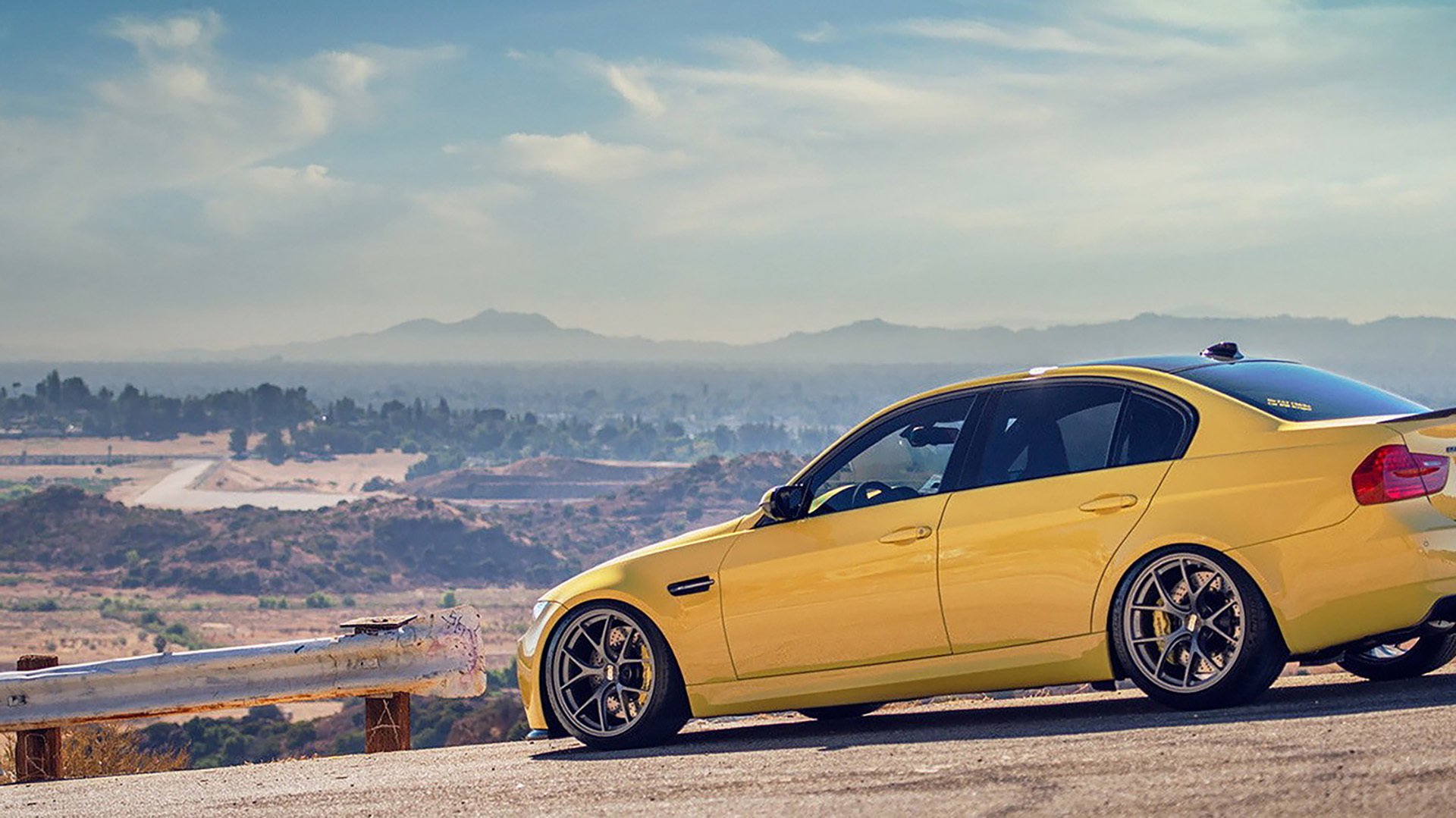 女篮新星职业首秀砍下两双表现惊艳,女球员篮球