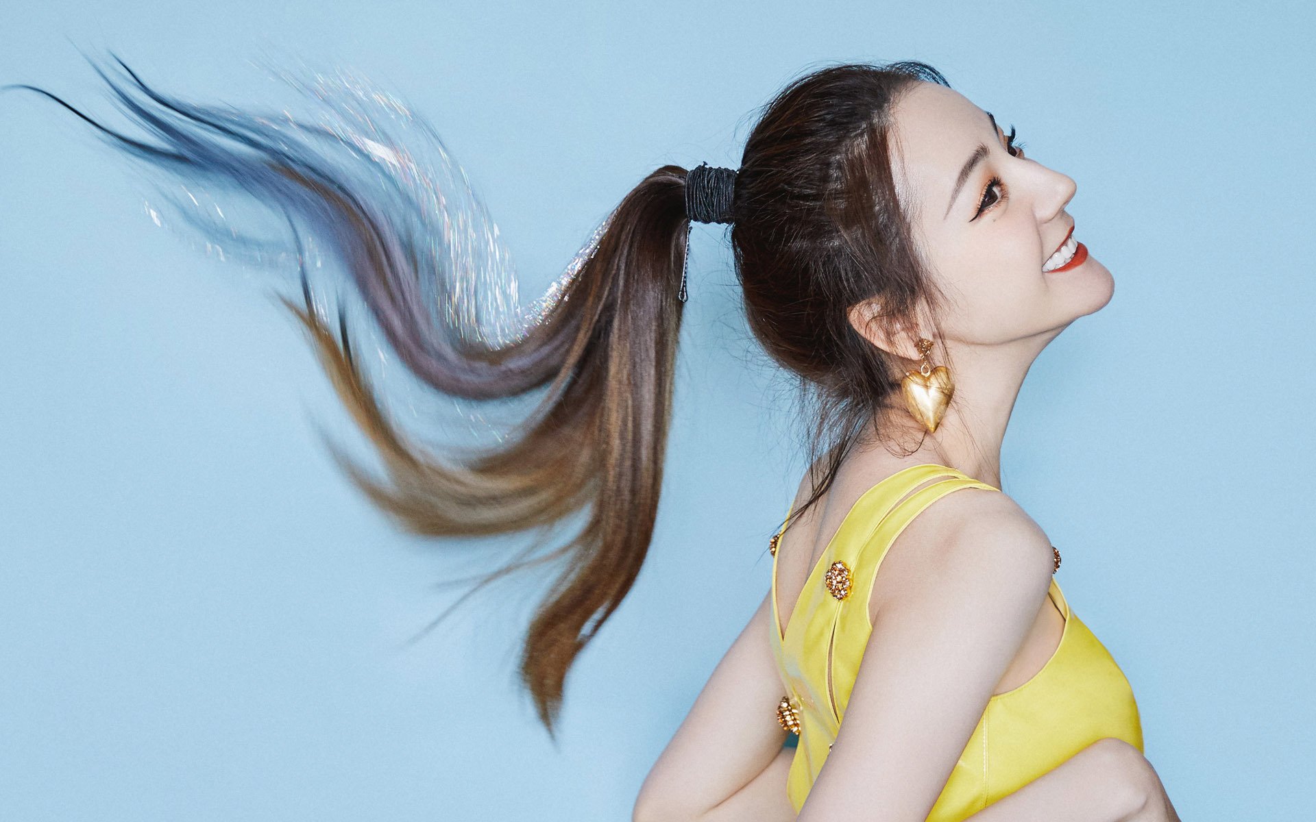 马竞依靠定位球突破密集防守,马竞进攻